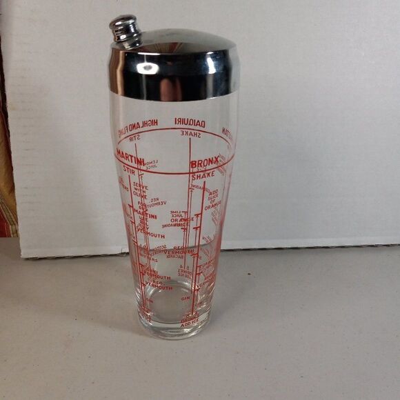 Vintage Art Deco Barware Clear Glass Red Font Recipes Cocktail ShakerCottagecore - Picture 2 of 7